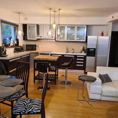 Wigwam 8-osobowy アパート *